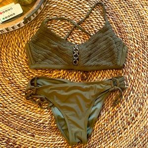 XL crocheted bikini top with Large Bottoms